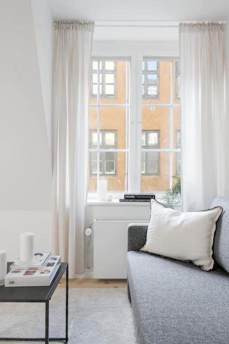 Charmerende Lejlighed Ved Nyhavn 3 Sal Kopenhagen Bagian luar foto