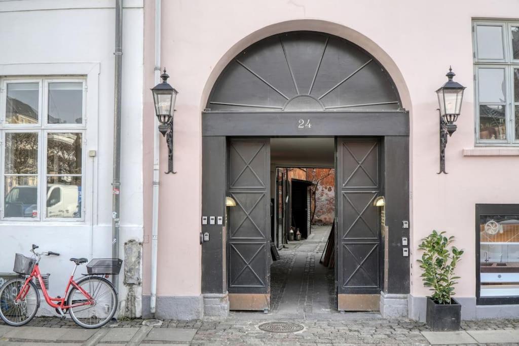 Charmerende Lejlighed Ved Nyhavn 3 Sal Kopenhagen Bagian luar foto